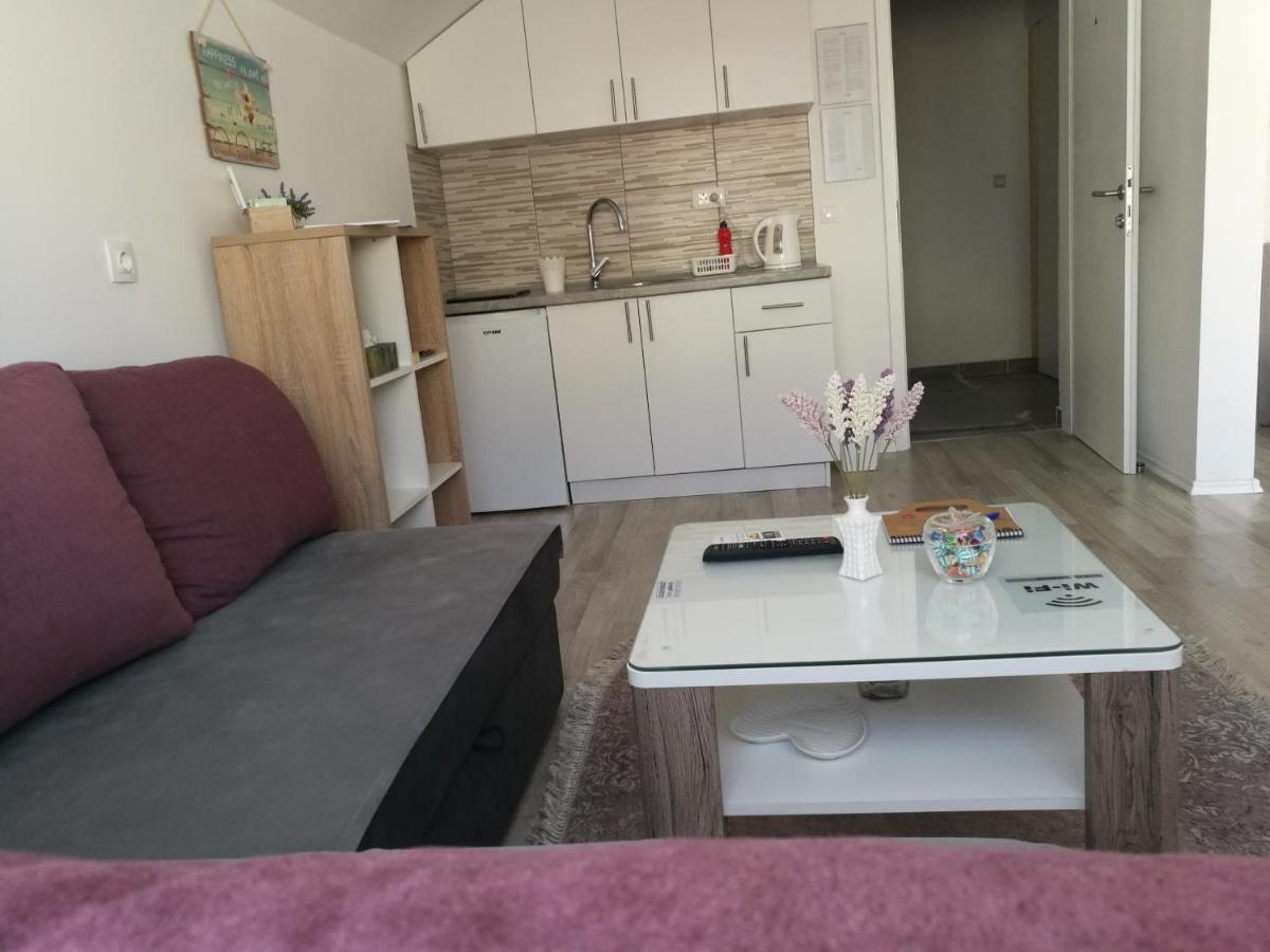 Golden Bridge Appartement *